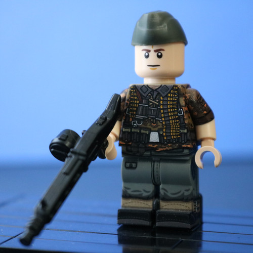 The minifig ww2 - minifig,
