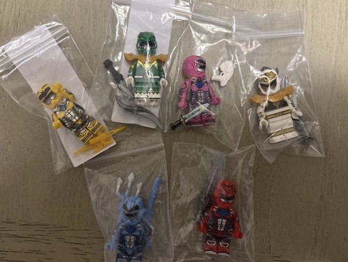 Lego power rangers minifigure - power,